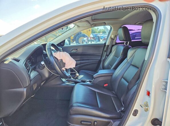 19UDE2F33HA005247 2017 ACURA ILX White Вид салону спереду