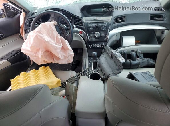 19UDE2F36GA024342 2016 ACURA ILX Silver Dashboard view