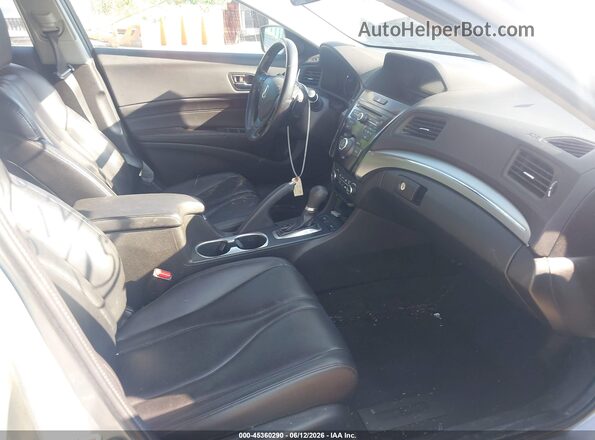 19UDE2F38KA010807 2019 ACURA ILX Silver Սալոնի դիմացի տեսք