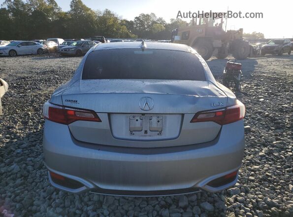 19UDE2F71JA009256 2018 ACURA ILX Gray Rear view