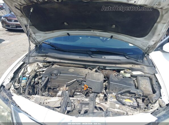 19UDE2F72HA006506 2017 ACURA ILX White Հետևի տեսք