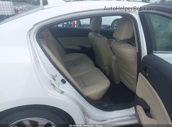 19UDE2F72HA013990 2017 ACURA ILX White Widok naklejki z numerem VIN