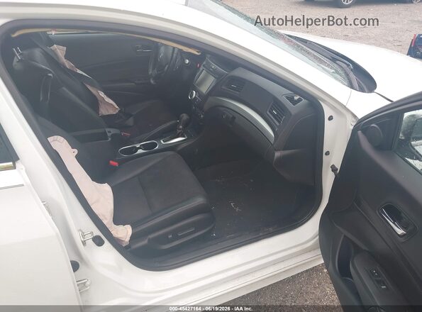 19UDE2F80HA014497 2017 ACURA ILX White 