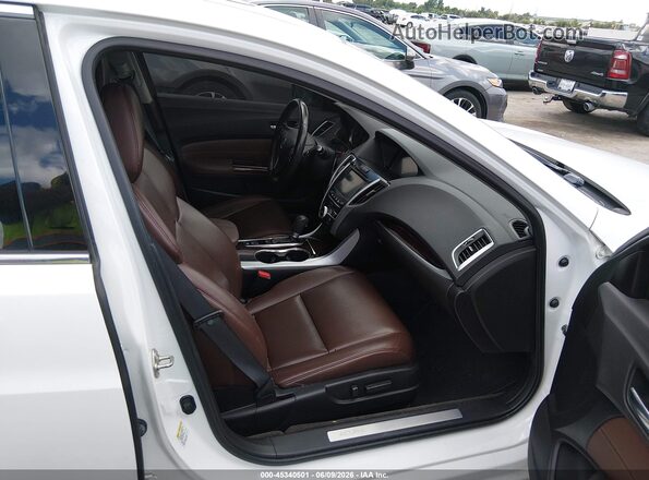 19UUB1F33HA010192 2017 ACURA TLX White Front interior view