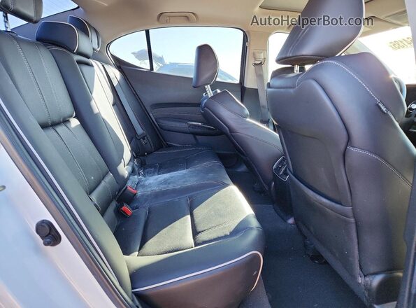 19UUB2F47LA006072 2020 ACURA TLX White Widok tylnych siedzeń