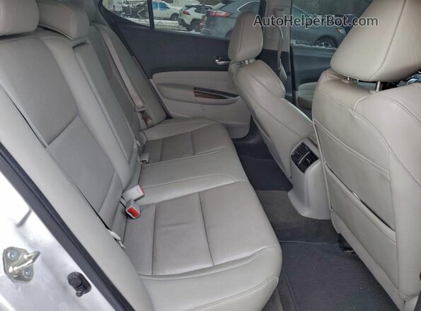 19UUB2F52HA000888 2017 ACURA TLX White უკანა სავარძლების ხედი