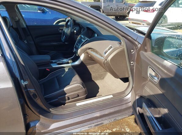 19UUB2F55JA003824 2018 ACURA TLX Gray Front interior view