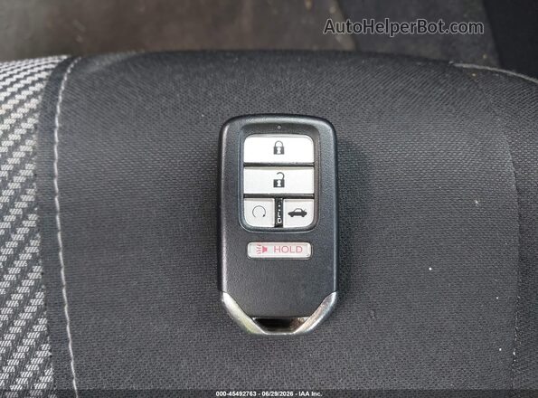 19XFC1F31HE204592 2017 HONDA CIVIC Белый Вид панели приборов