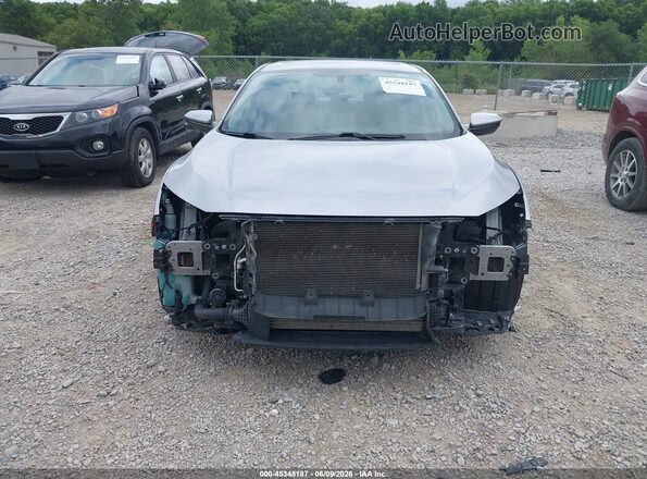 19XFC1F39HE011865 2017 HONDA CIVIC Silver Front view