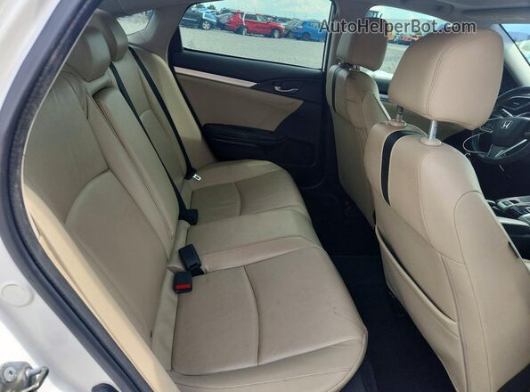 19XFC1F74GE040479 2016 HONDA CIVIC White Widok tylnych siedzeń