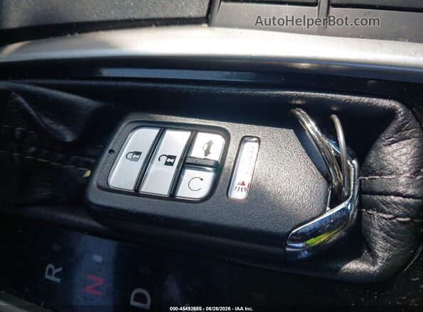 19XFC1F79LE008041 2020 HONDA CIVIC Серебряный Вид панели приборов