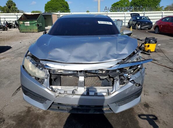 19XFC2F52HE060168 2017 HONDA CIVIC Silver Widok z przodu
