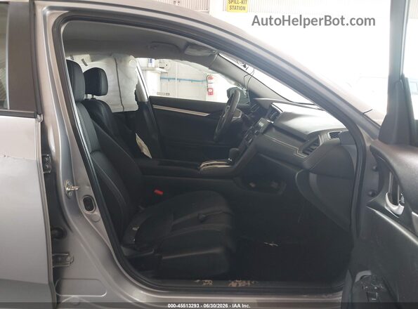 19XFC2F57JE004913 2018 HONDA CIVIC Silver Front interior view