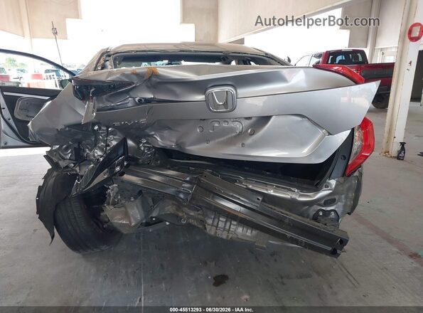 19XFC2F57JE004913 2018 HONDA CIVIC Silver Front view