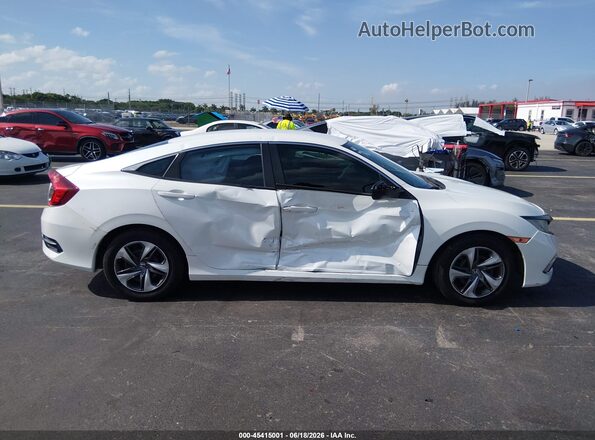 19XFC2F66KE038822 2019 HONDA CIVIC White Вид задньої частини салону