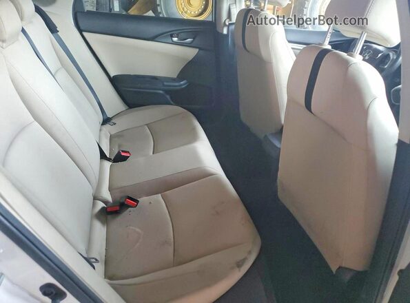 19XFC2F6XKE208986 2019 HONDA CIVIC White Widok tylnych siedzeń