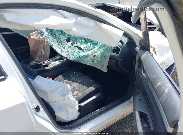 19XFC2F71GE075616 2016 HONDA CIVIC White Widok wnętrza z przodu
