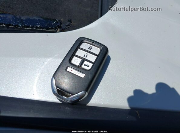 19XFC2F71GE075616 2016 HONDA CIVIC White Widok deski rozdzielczej