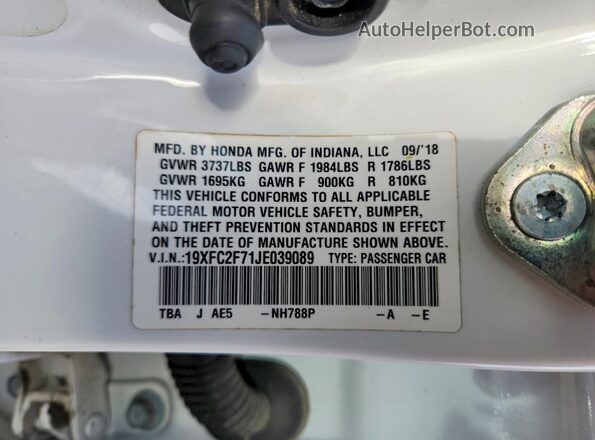 19XFC2F71JE039089 2018 HONDA CIVIC White Vista del compartimento del motor