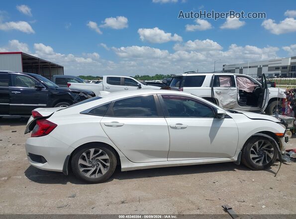 19XFC2F72HE068515 2017 HONDA CIVIC White Rear interior view
