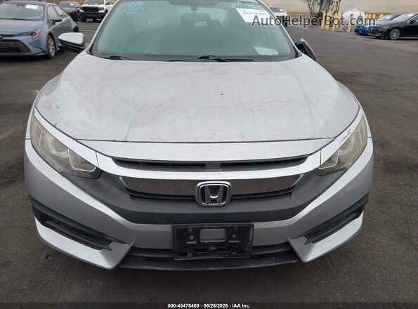 19XFC2F73HE216817 2017 HONDA CIVIC Silver Սալոնի հետևի տեսք