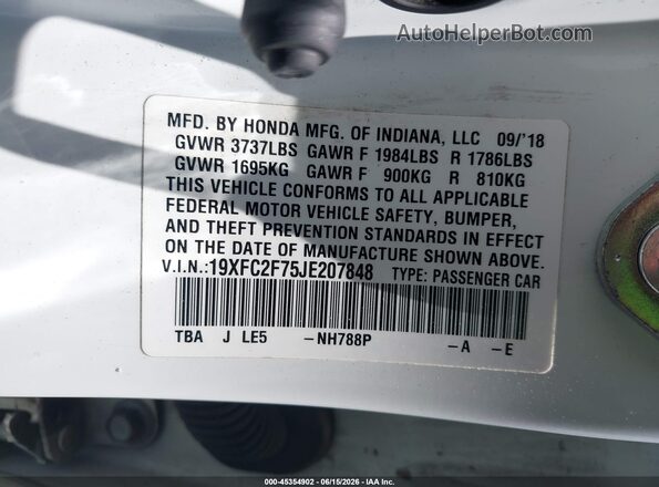 19XFC2F75JE207848 2018 HONDA CIVIC White Engine compartment view