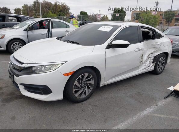 19XFC2F76JE207163 2018 HONDA CIVIC Белый Передняя левая четверть