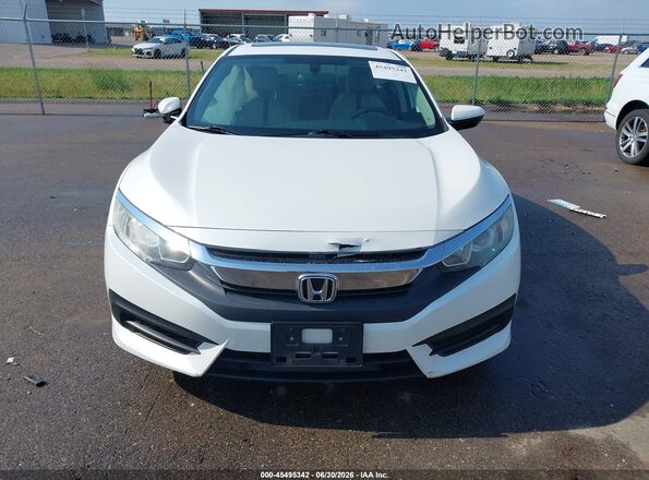 19XFC2F77GE053216 2016 HONDA CIVIC Белый Вид щитка приборов