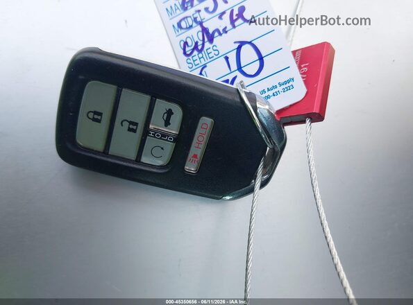 19XFC2F78JE015033 2018 HONDA CIVIC Белый Вид панели приборов