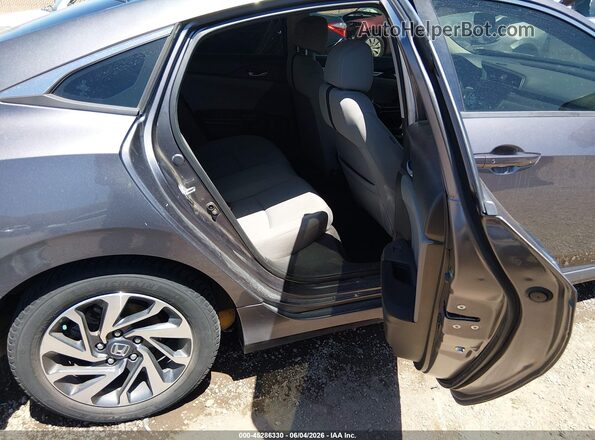 19XFC2F78JE022354 2018 HONDA CIVIC Gray VIN կոդի պիտակի տեսք