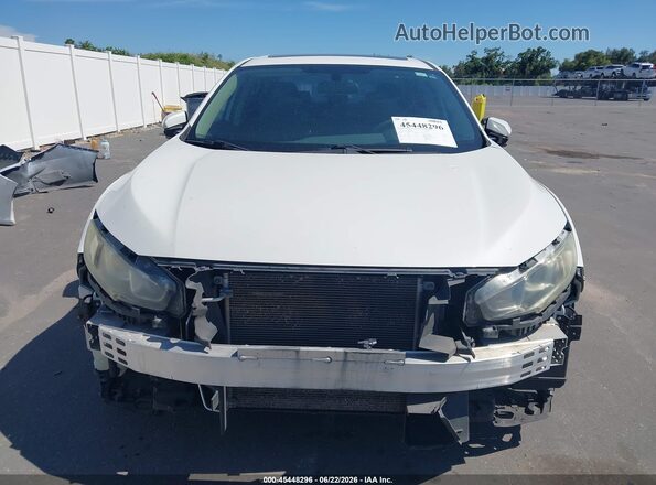 19XFC2F79JE000511 2018 HONDA CIVIC White Вид задньої частини салону