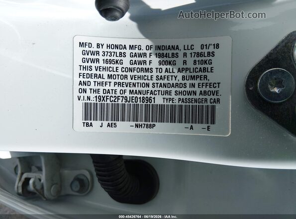 19XFC2F79JE018961 2018 HONDA CIVIC White Вид підкапотного простору