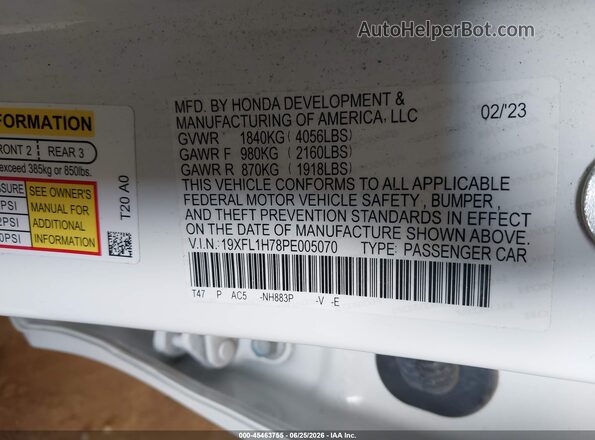 19XFL1H78PE005070 2023 HONDA CIVIC White Vista del compartimento del motor