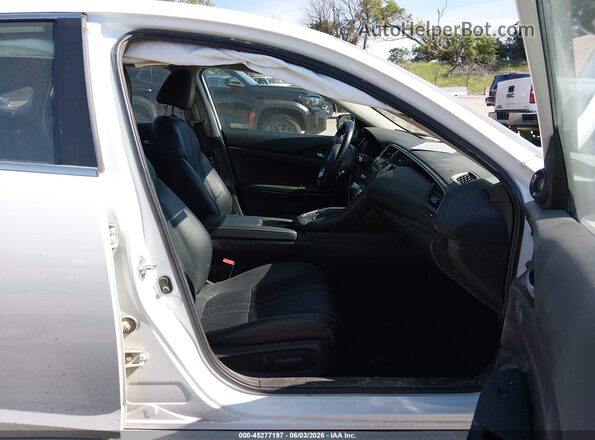 19XZE4F93ME005910 2021 HONDA INSIGHT Белый Вид салона спереди