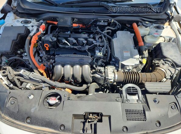 19XZE4F99ME008875 2021 HONDA INSIGHT White Widok wnętrza z tyłu