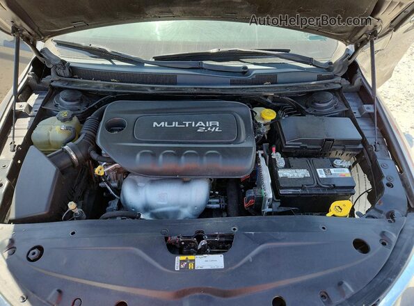 1C3CCCAB0HN507649 2017 CHRYSLER 200 Gray Rear interior view
