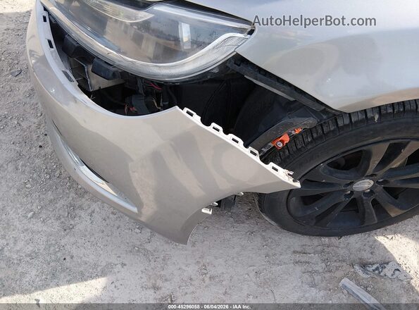 1C3CCCAB2GN150764 2016 CHRYSLER 200 Silver Vista frontal