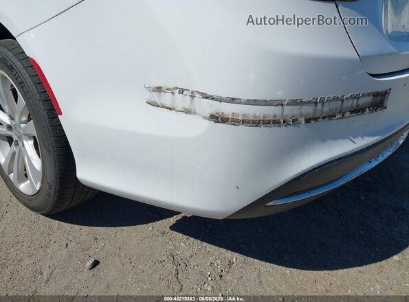 1C3CCCAB3HN502915 2017 CHRYSLER 200 White 