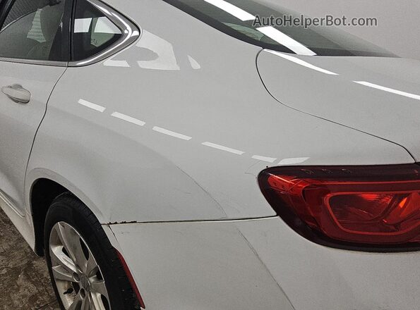 1C3CCCAB4HN511056 2017 CHRYSLER 200 White 