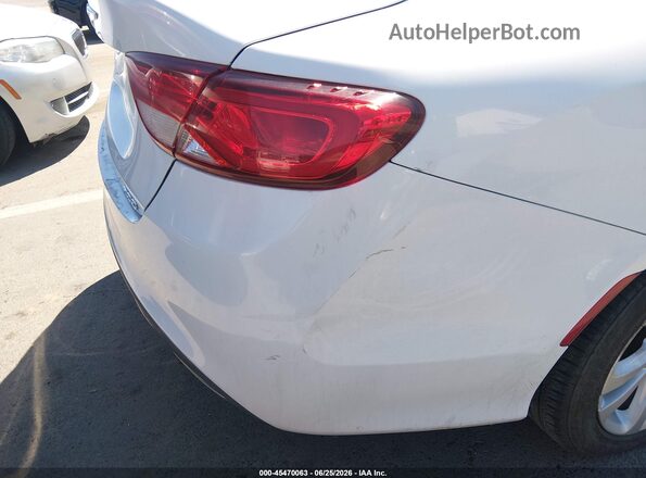 1C3CCCAB8GN160585 2016 CHRYSLER 200 Белый Панорамный вид салона 360°
