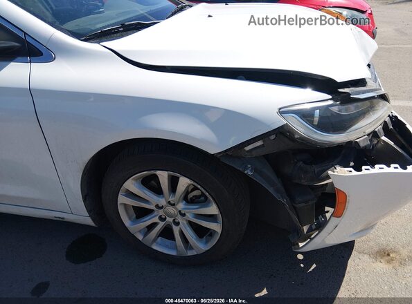 1C3CCCAB8GN160585 2016 CHRYSLER 200 Белый Вид задней части салона
