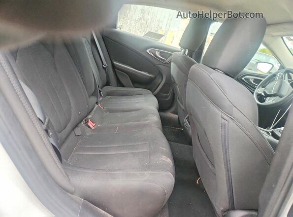 1C3CCCAB9GN123741 2016 CHRYSLER 200 White Հետևի նստատեղերի տեսք