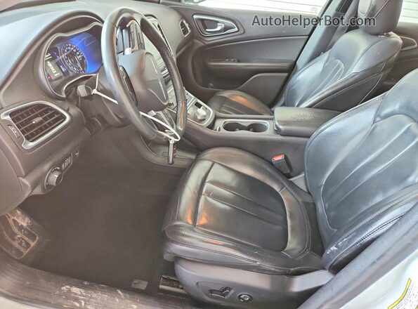 1C3CCCAG7HN509944 2017 CHRYSLER 200 White წინა სალონის ხედი