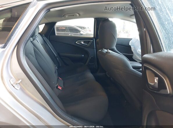 1C3CCCAGXGN196810 2016 CHRYSLER 200 Silver Widok naklejki z numerem VIN