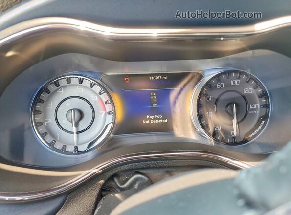 1C3CCCBB5GN139028 2016 CHRYSLER 200 Black Instrument cluster view