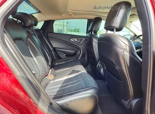 1C3CCCCG9GN193734 2016 CHRYSLER 200 Красный Вид задних сидений