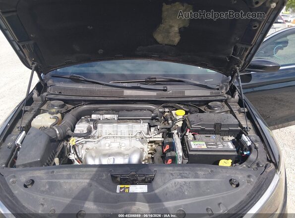 1C3CCCFB7GN196339 2016 CHRYSLER 200 LX Черный Вид сзади