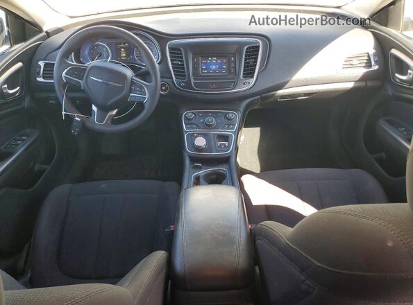 1C3CCCFB7HN507964 2017 CHRYSLER 200 Белый Вид панели приборов