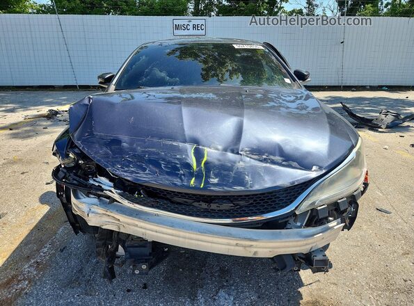 1C3CCCFB8HN510646 2017 CHRYSLER 200 Gray Вид спереду