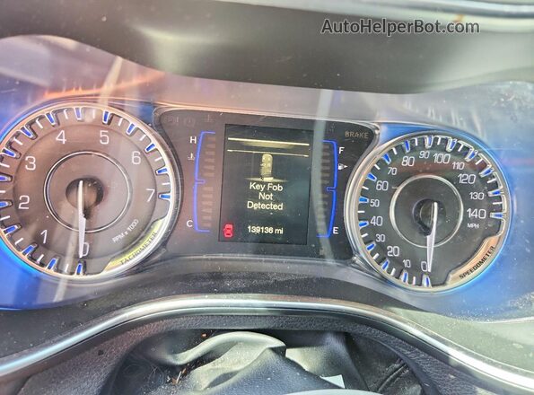 1C3CCCFB8HN510646 2017 CHRYSLER 200 Gray Вид щитка приладів